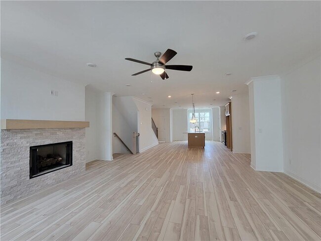 Foto del edificio - 1343 Harvest Park Ln