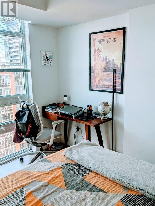 Building Photo - 75 E Liberty St