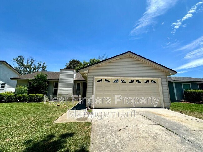 Foto del edificio - 2051 Oak Water Dr
