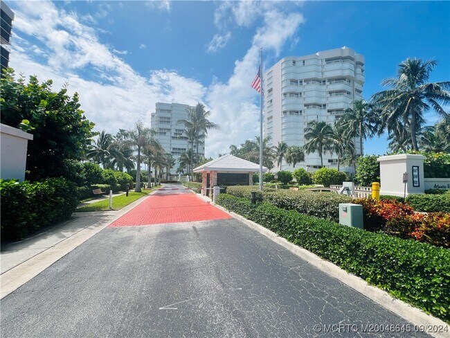 Foto del edificio - 5051 N Hwy A1A