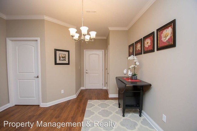 Building Photo - 11232 Professional Park Dr