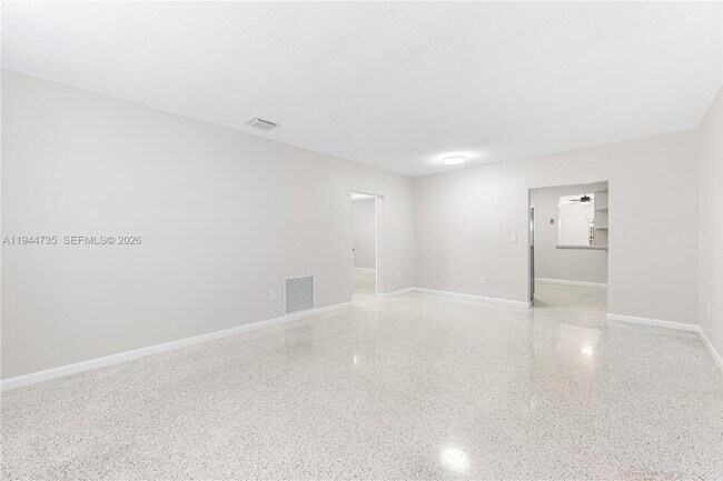 Foto del edificio - 3855 SW 87th Pl