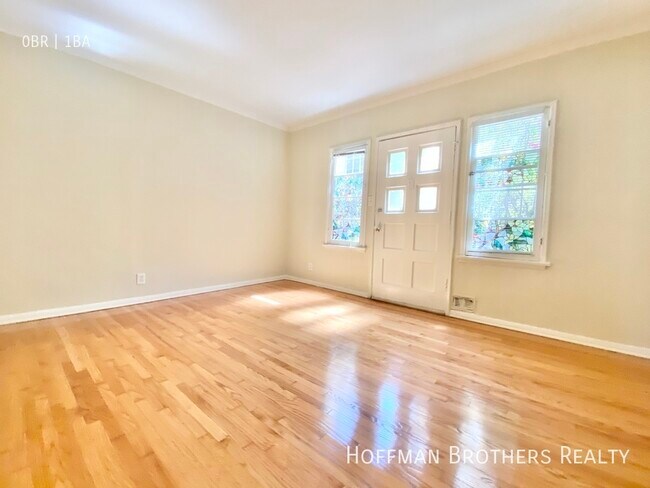 Foto del edificio - 7004 1/2 Beverly Blvd Los Angeles, CA 90036