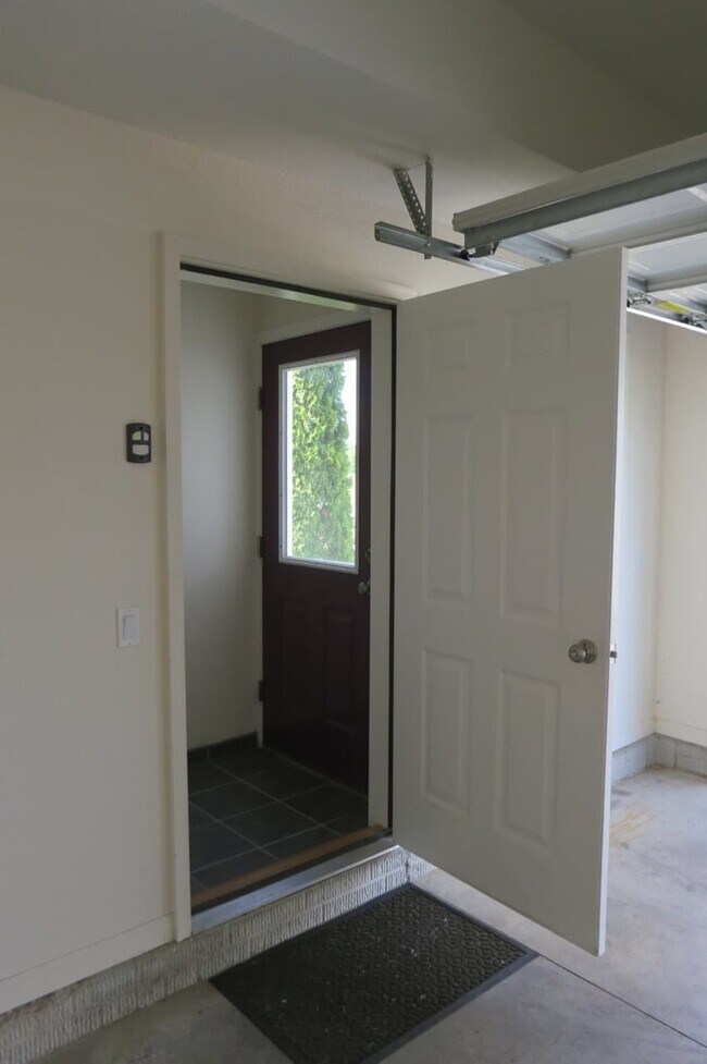 Foto del edificio - 1117 Umber Dr