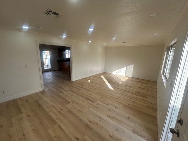 Building Photo - 5900 Fawn Ave