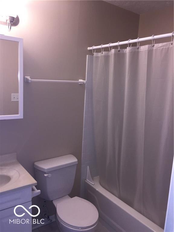 Building Photo - 6022 S Bay Dr