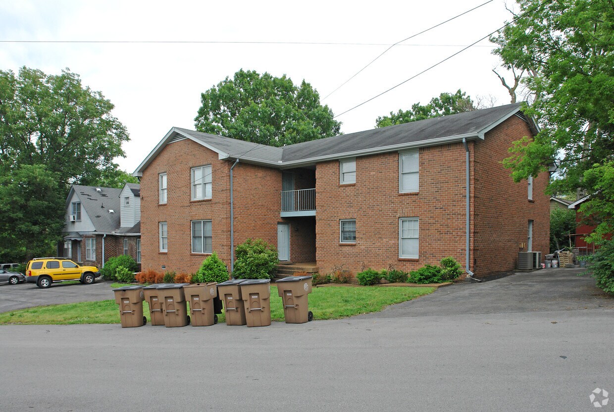 Building Photo - 121 Acklen Park Dr