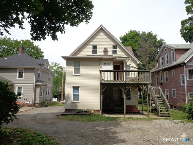 Building Photo - 116 S Orchard St