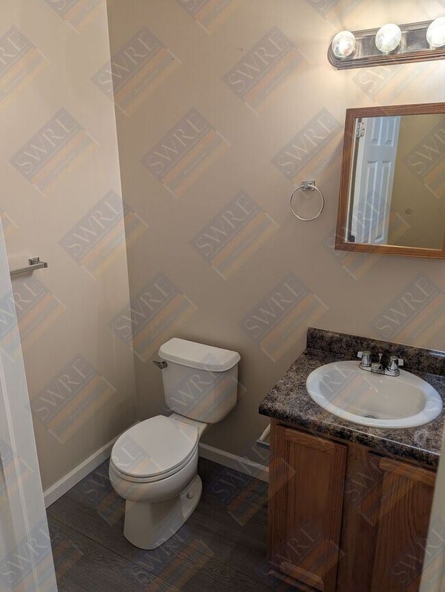 Foto del edificio - 3 Bedroom 2.5 Bath Townhouse