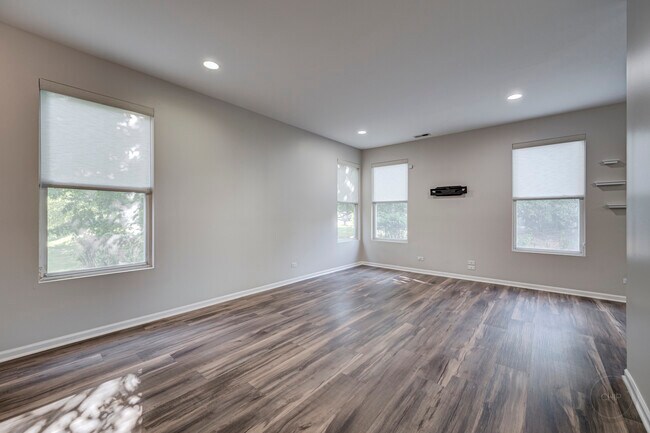 Foto del edificio - 3933 Granite Ct