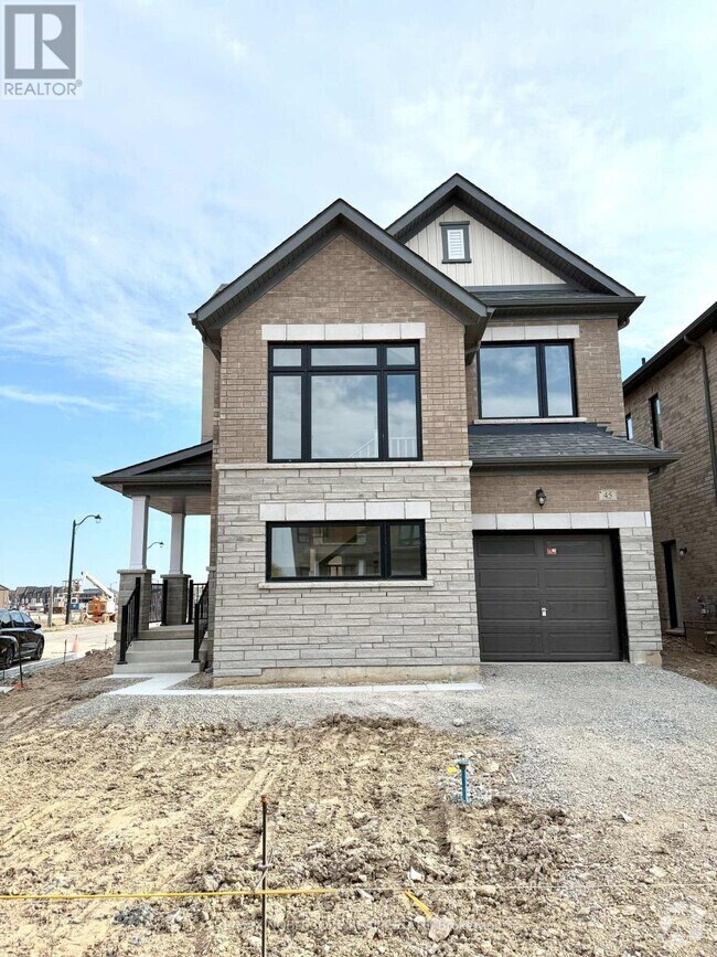 Building Photo - 45 Arnold Cir