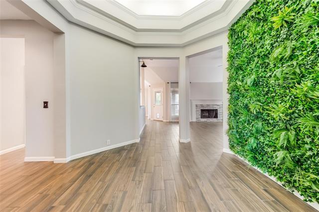 Building Photo - 2900 Madison Ct