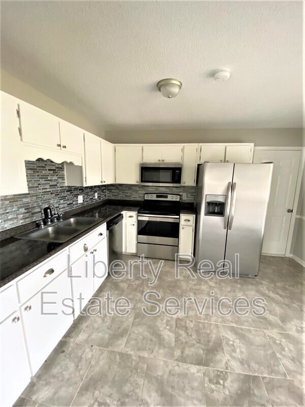 Foto del edificio - 1758 Ashton Dr