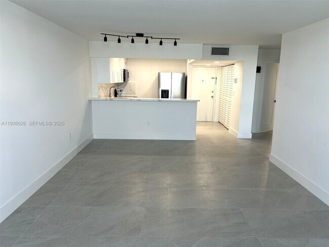 Building Photo - 7928 West Dr