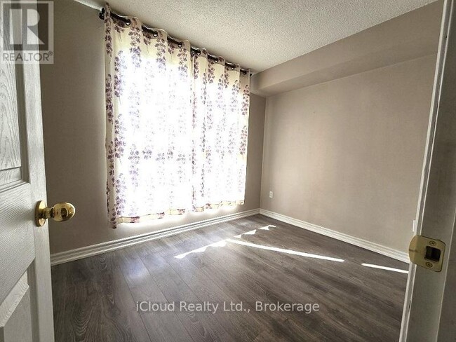 Building Photo - 8351 McLaughlin Rd S