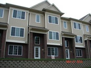 Building Photo - 756 Westgate St