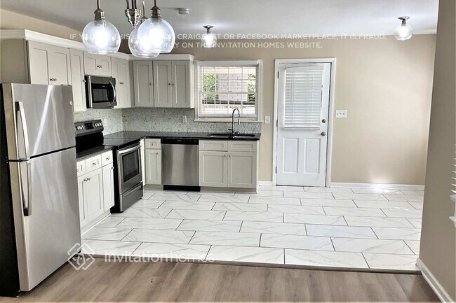 Foto del edificio - 2372 Oakridge Ct