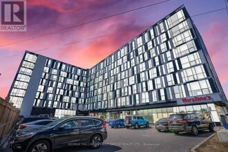 Building Photo - 1900 Simcoe St N