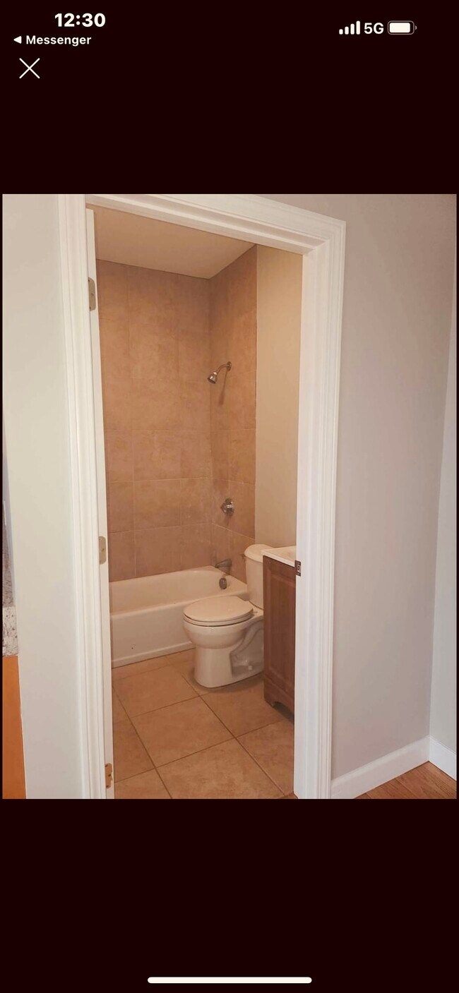 Building Photo - 140 Union St