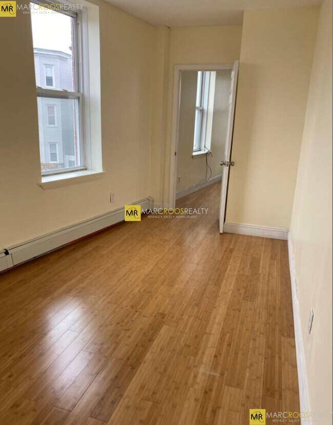 Foto del edificio - 231 Maverick St