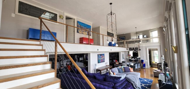 Foto del edificio - 3265 S Archer Ave