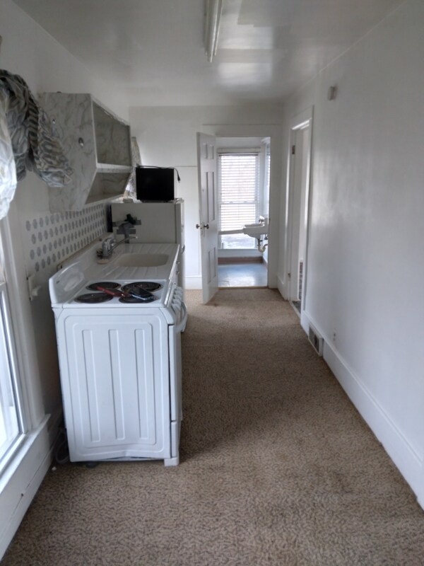 Foto del edificio - 6220 Brooklyn Rd