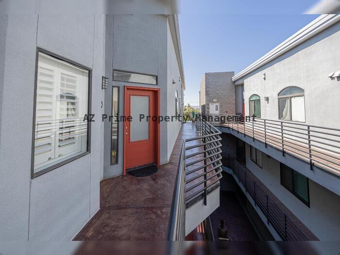 Primary Photo - 4525 N 22nd St