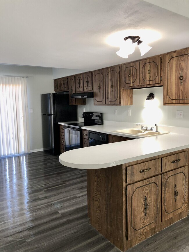 Building Photo - 3817 Treebrook Dr