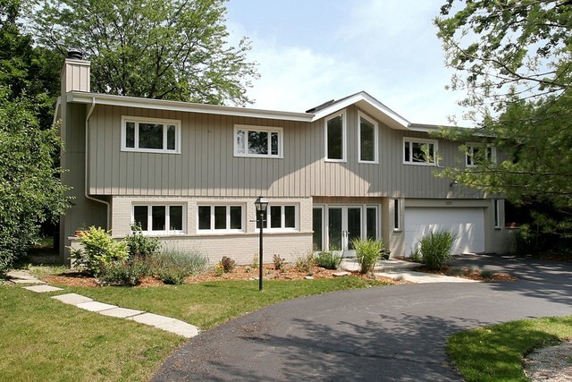 Primary Photo - 1221 Lynn Terrace