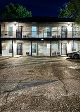 Building Photo - 636 N 39th St