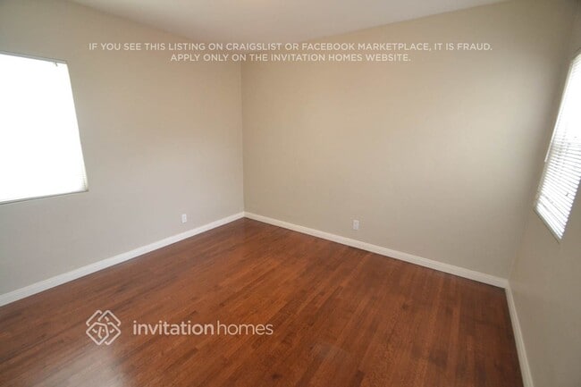 Building Photo - 11560 Kittridge St