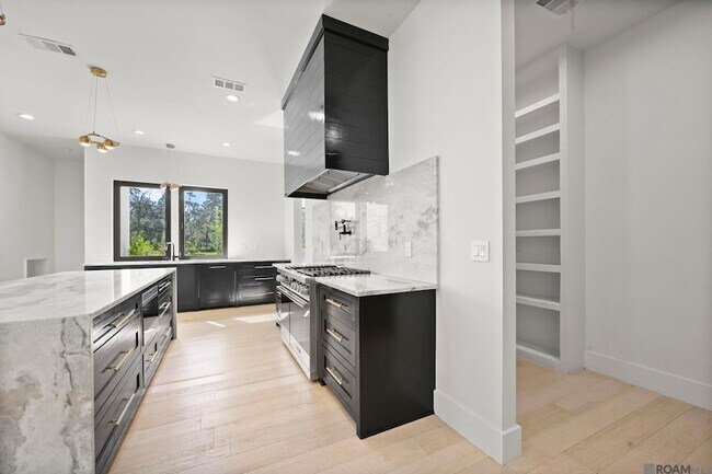 Foto del edificio - 9825 Fawn Vw Dr