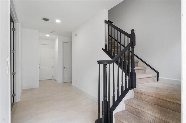 Building Photo - 4886 NW 16th Ave