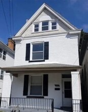 Building Photo - 1521 Alton St