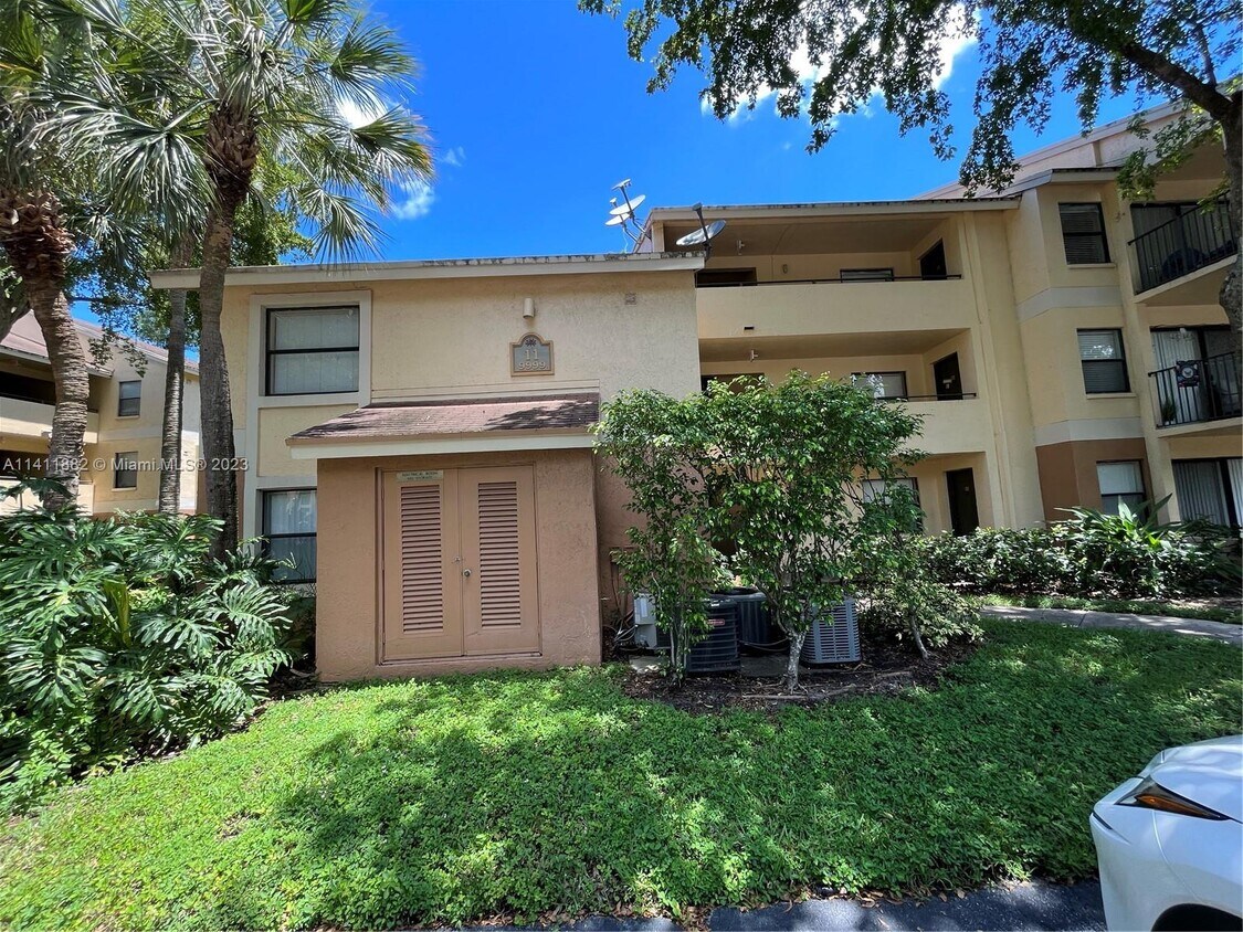 9999 Summerbreeze Dr Unit 1101, Sunrise, FL 33322 Condo for Rent in