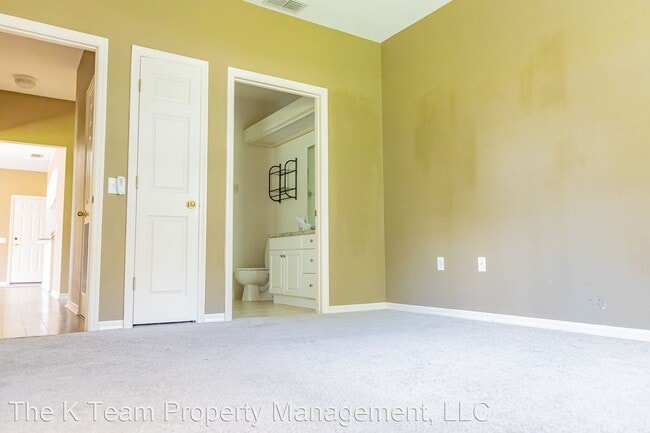 Building Photo - 1002 Eagle Pond Dr