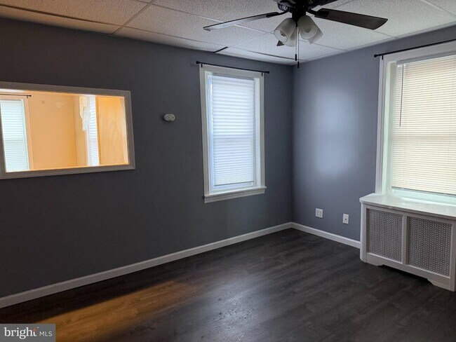 Foto del edificio - 126 E Berkley Ave