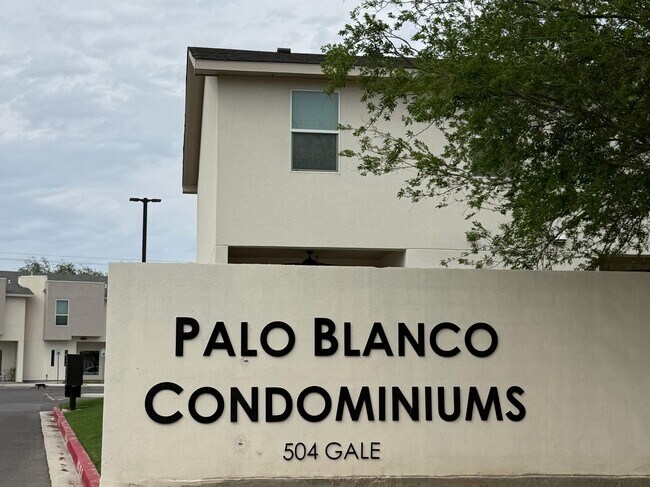 Foto del edificio - 504 Gale Ct