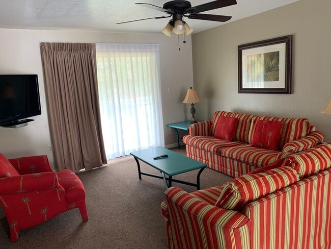 Foto del edificio - 2777-2118 N. Poinciana Blvd.