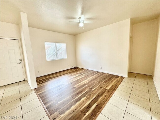 Foto del edificio - 1827 E Calvada Blvd S