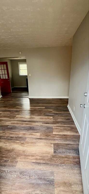 Foto del edificio - 4222 Yates Dr