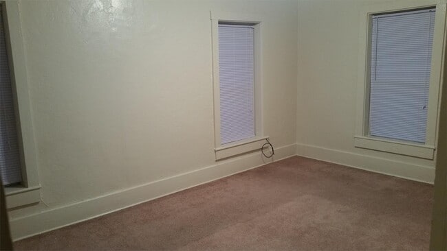 Foto del edificio - 700 N 6th St