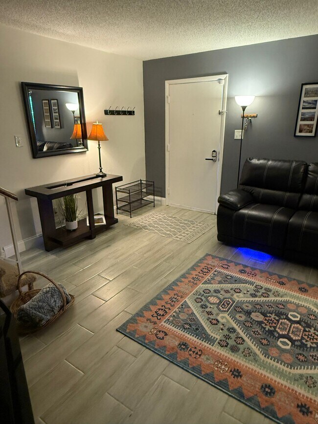 Foto del edificio - 5707 Bramblegate Rd