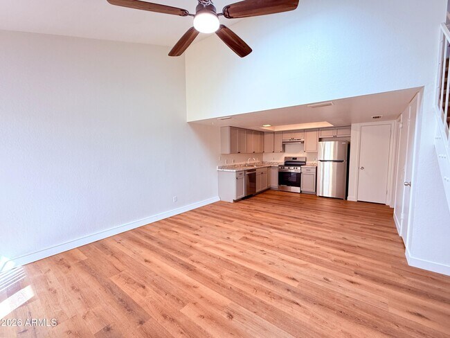 Foto del edificio - 9797 E La Palma Ave