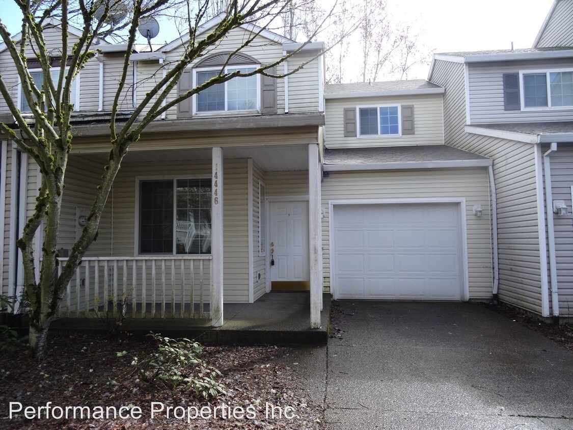 14446 SE Oregon Trail Dr, Clackamas, OR 97015 House Rental in