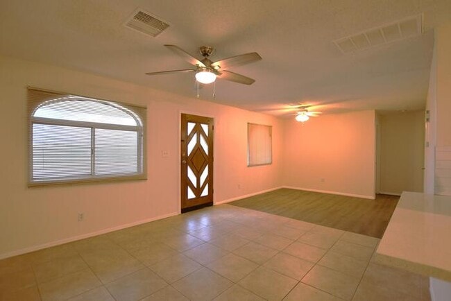 Foto del edificio - 75 S 94th St