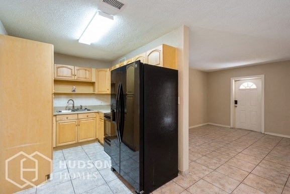 Building Photo - NOW  AVAILABLE! - 2509 W Crawford Street, ...