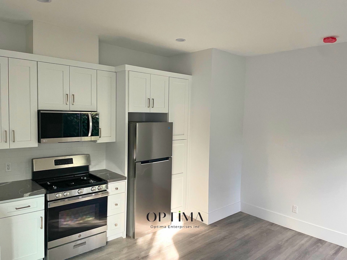 Foto del edificio - Coming Soon | Private Studio Home in Lake Balboa