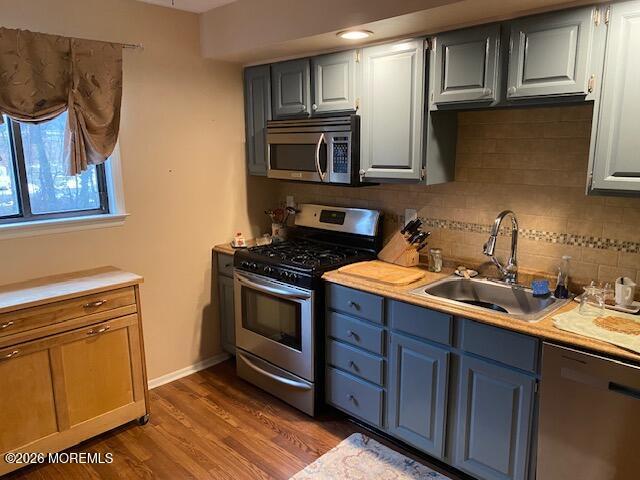 Building Photo - 2205 Alpine Trl