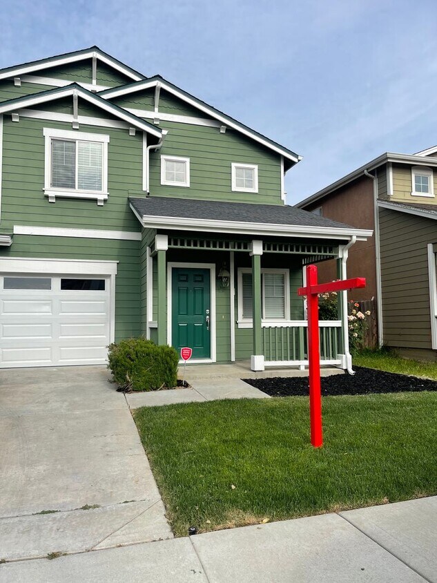 Foto principal - Beautiful 4 Bedroom 3 Bathroom with a pool